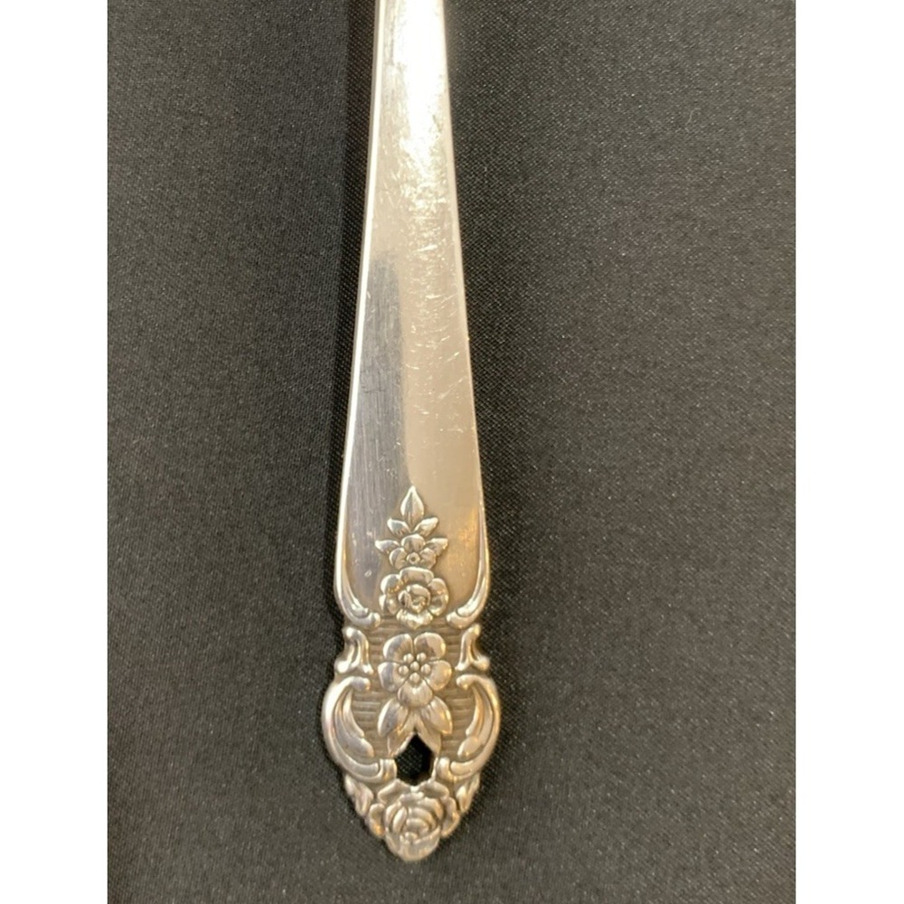 Oneida Prestige "Distinction" Serving Spoon 8 3/8"‎ Silverplate Floral - Picture 3 of 6